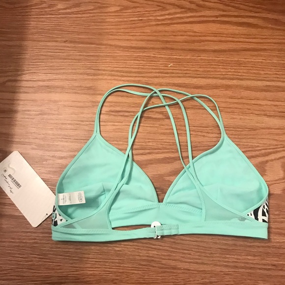 Lululemon Bikini Top - Size 10 - Picture 2 of 3